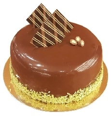 Kompakt ve Lezzetli: 2-3 Kişilik Yuvarlak Çikolatalı Pasta